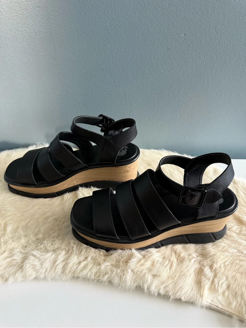 Sorel Women’s Joanie III Ankle Strap Leather Faux Wood Sandals